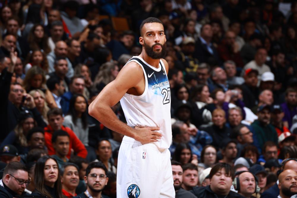 球场不到一 球场不到一