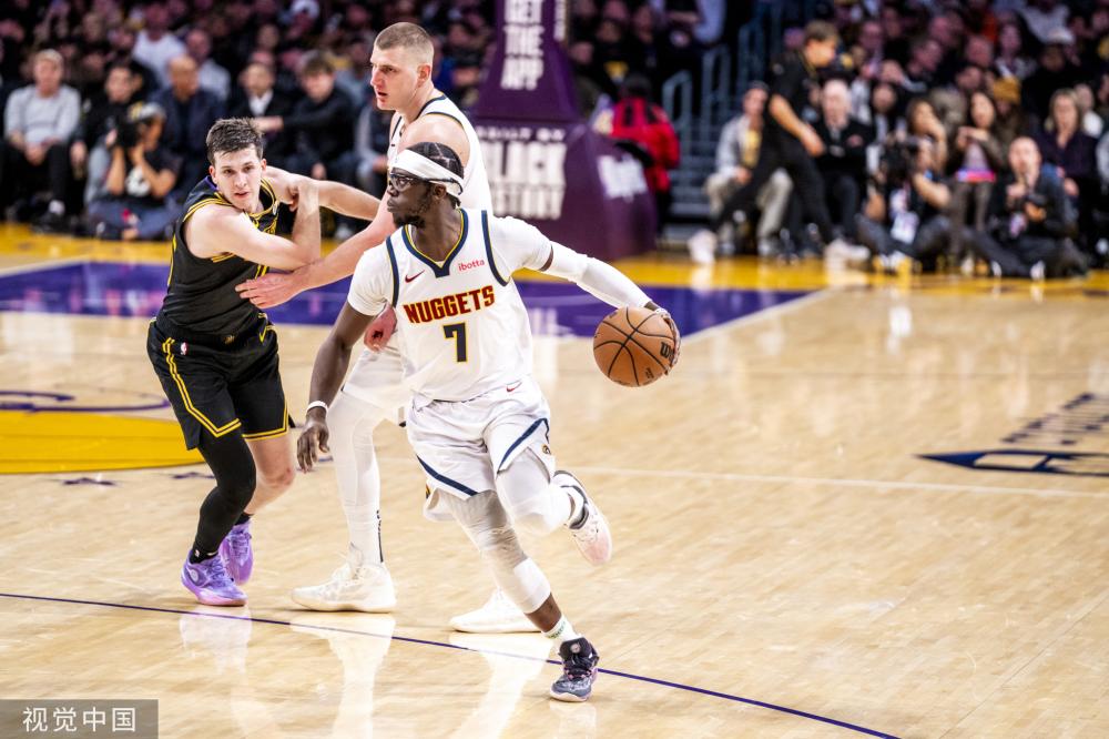 中斩获桂冠 中斩获桂冠